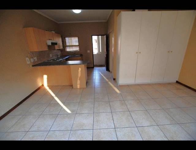 1 BEDROOM PROPERTY TO RENT IN PAULSHOF
